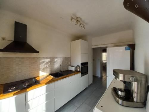 Aix En Provence Rotonde Cours Mirabeau in Aix-En-Provence, France