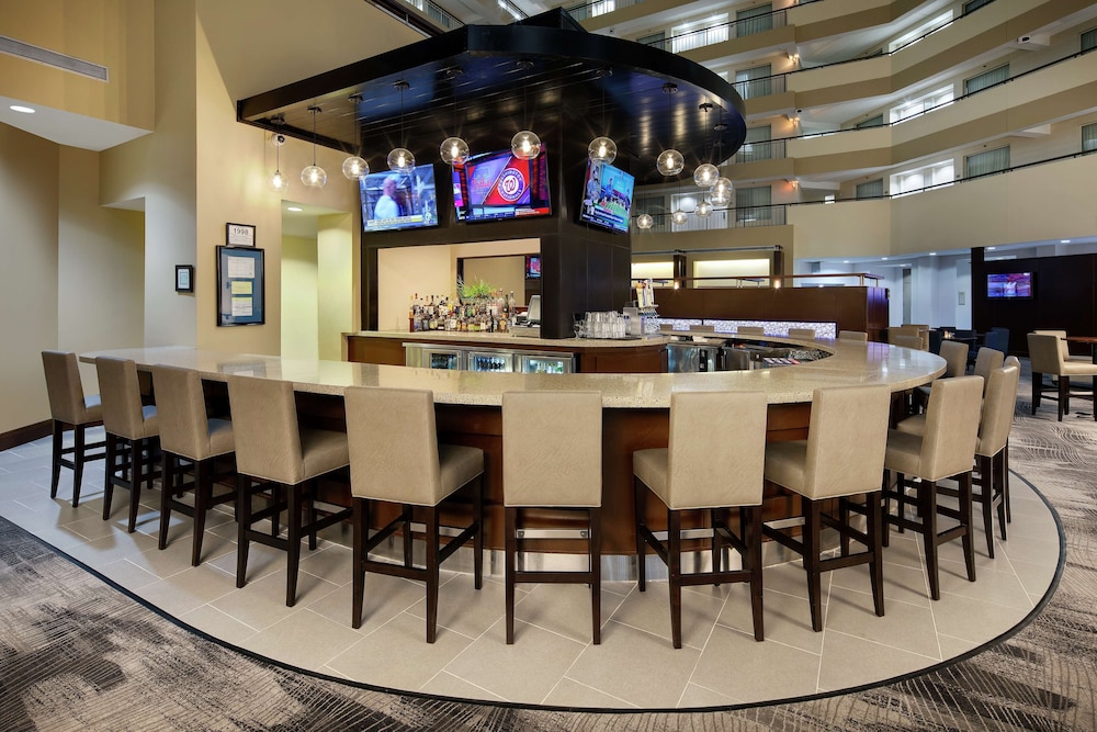 Embassy Suites by Hilton Detroit Troy Auburn Hills - photo 63
