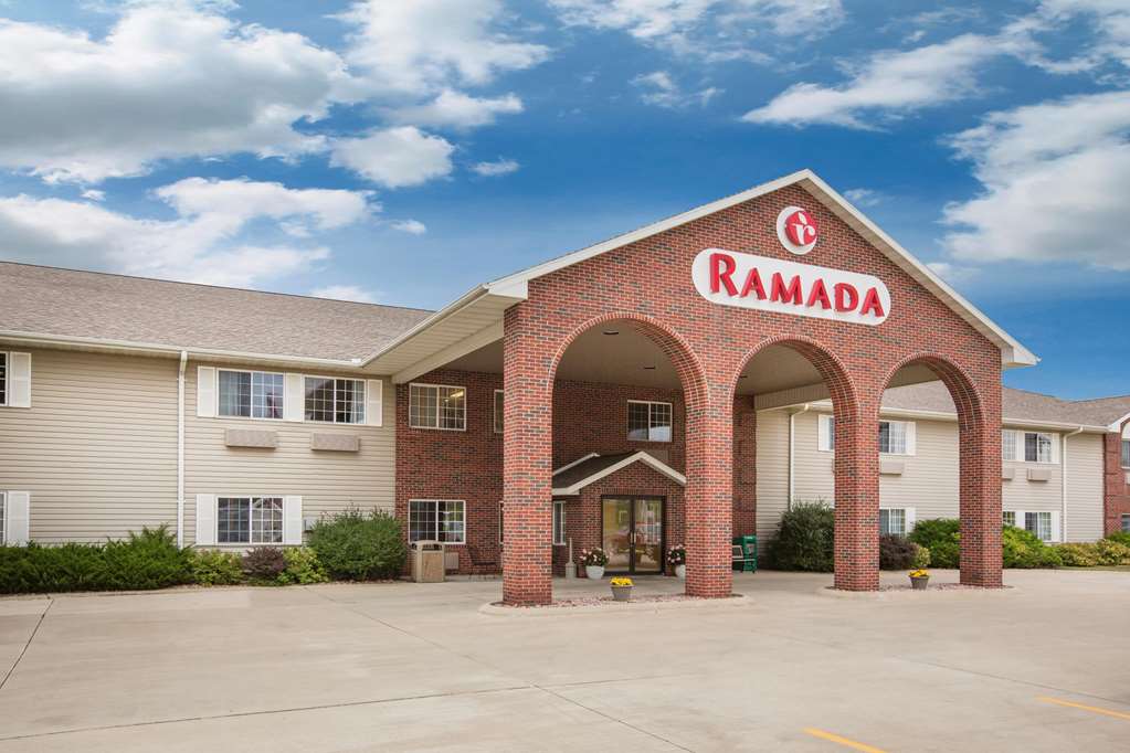 Ramada by Wyndham Spirit Lake Okoboji - featured photo