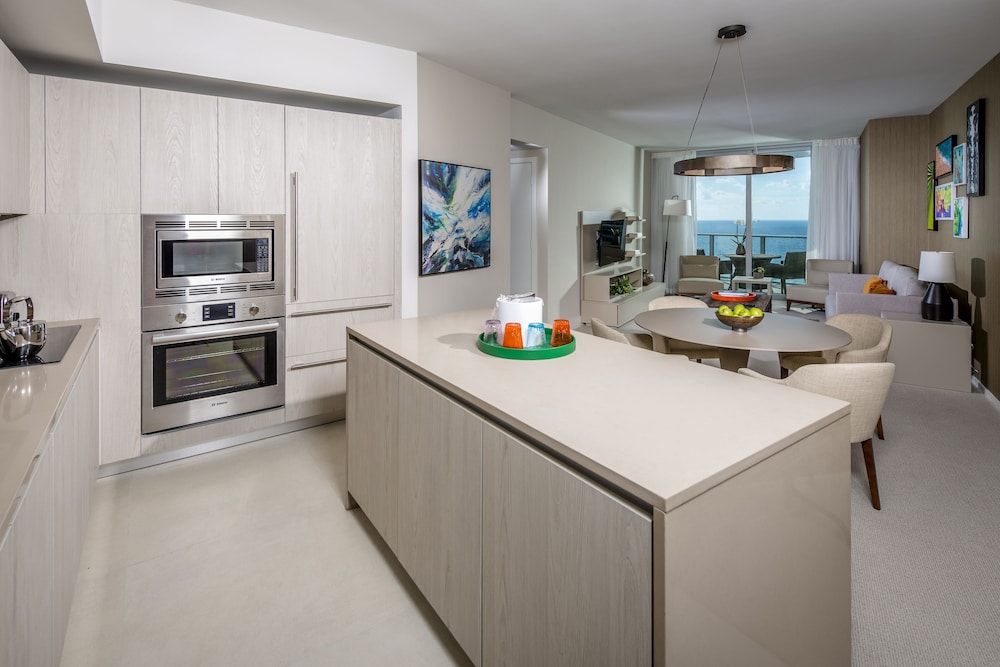 Lyfe Resort & Residences - photo 12