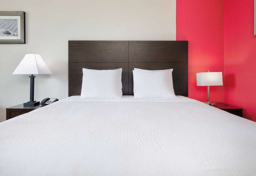 Ramada by Wyndham Diamondhead I 10 Gulfport - photo 12