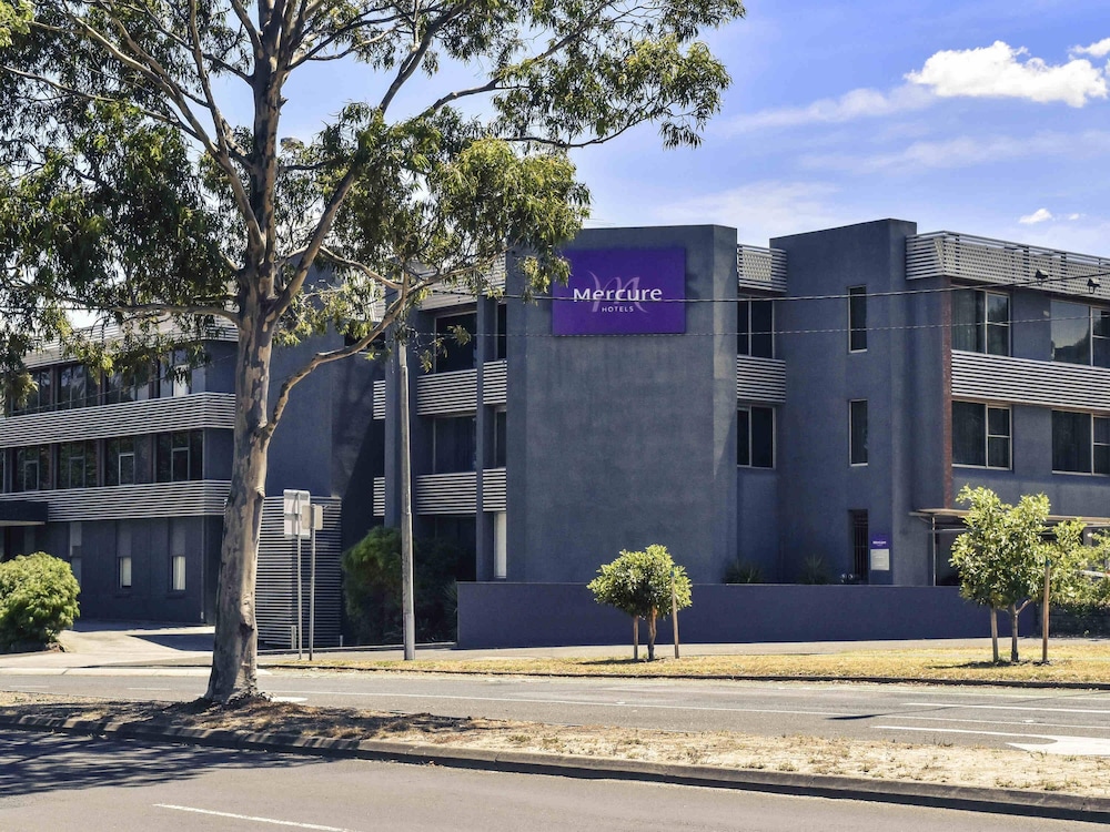 Mercure North Melbourne — 4-Star Luxury Hotel in North Melbourne, Australia