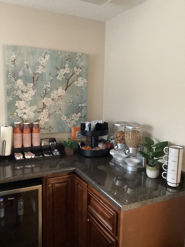 Pine Mountain Inn - photo 37