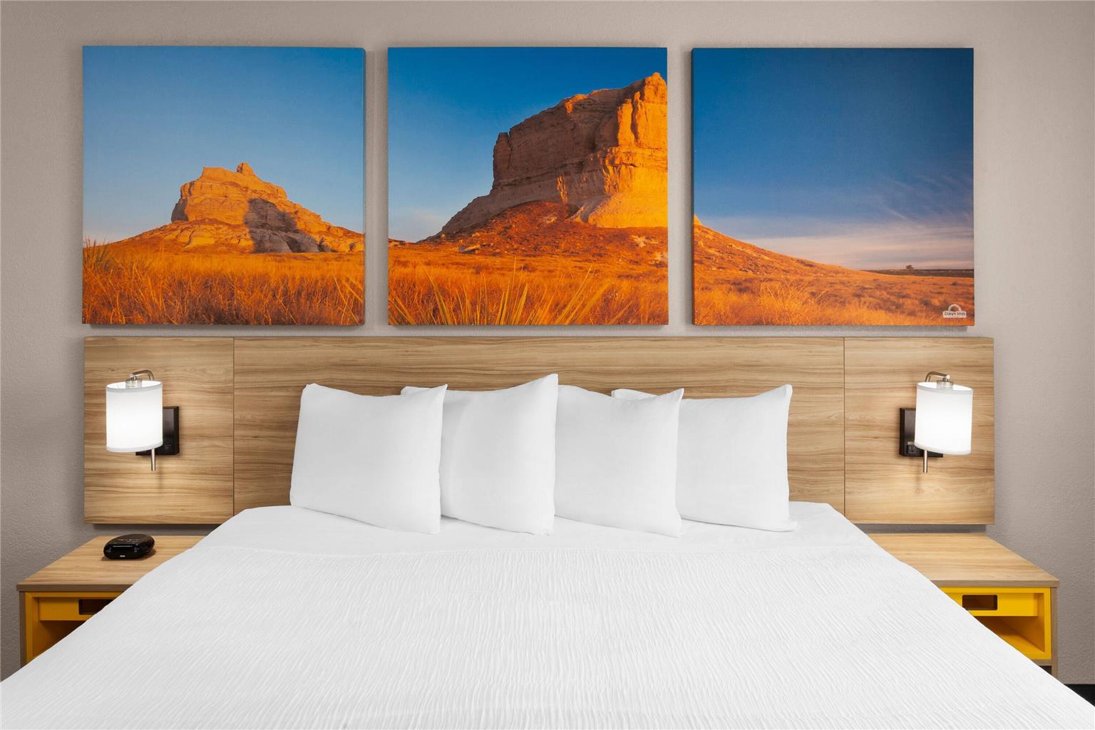 Days Inn by Wyndham Eagle River - photo 10