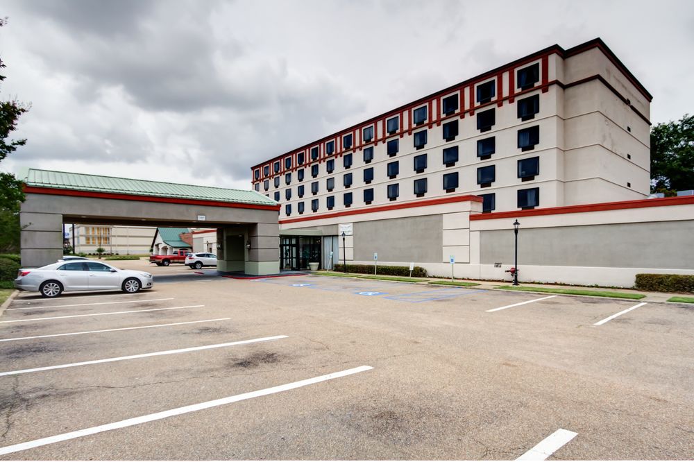 Olive Tree Hotel and Banquet Halls - photo 16