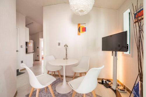 Hongdae Modern House — 4-Star Luxury Hotel in Seoul, South Korea