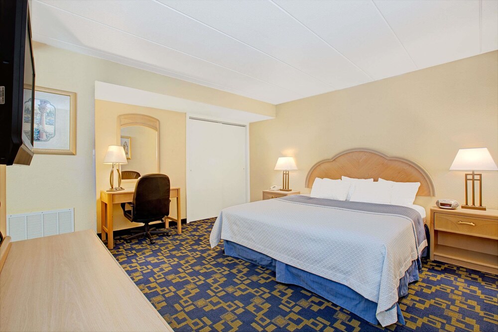 Windsor Hotel - photo 13