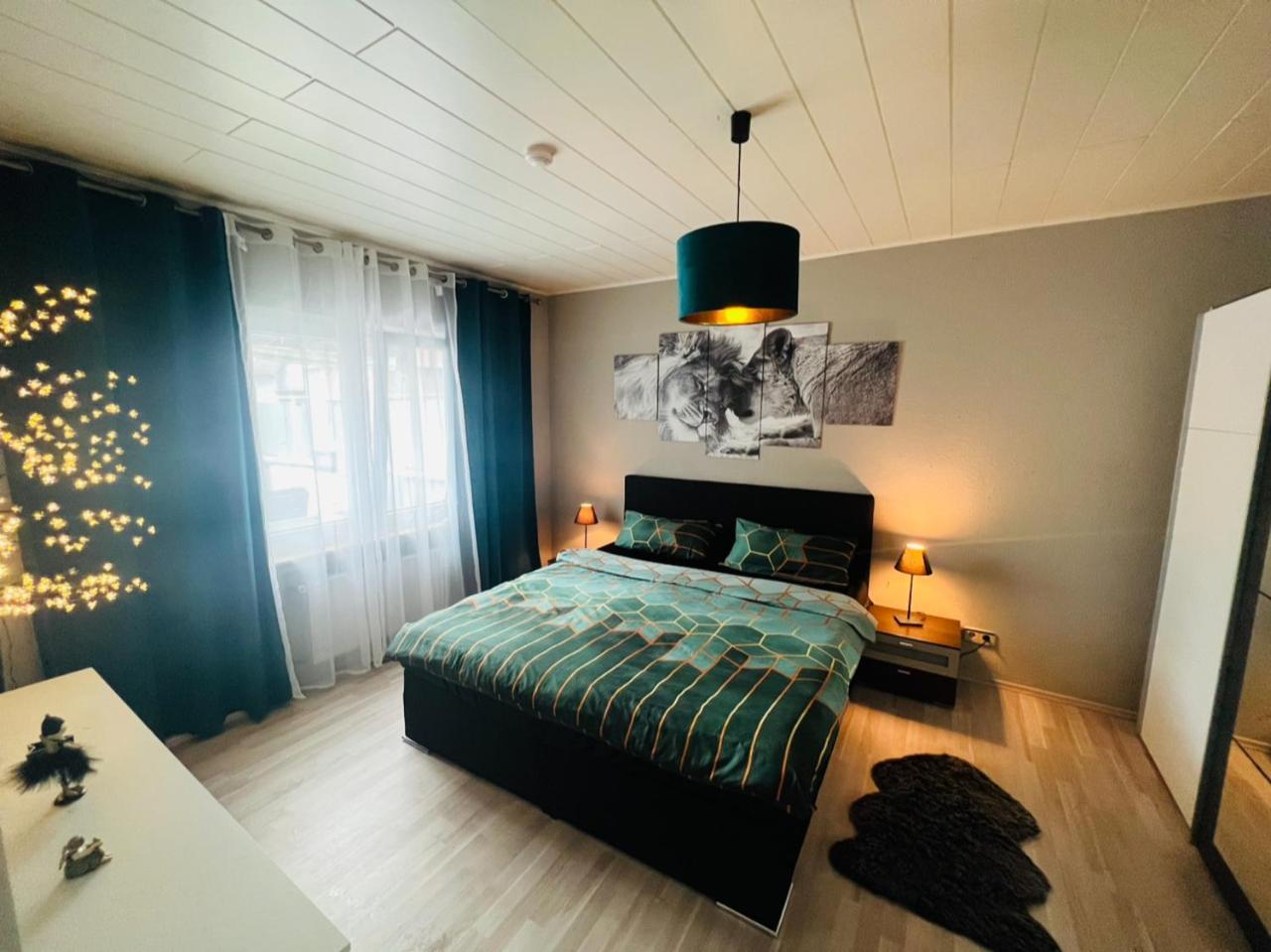 Exklusive Großzugige Wohnung — hotel in Winningen