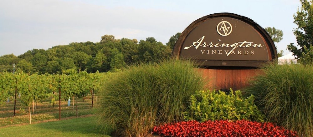 Holiday Inn Express & Suites Franklin Berry Farms by IHG - photo 70
