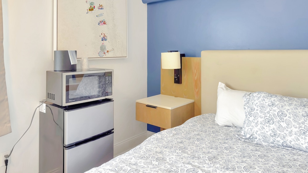 Harborline Hotel - photo 11