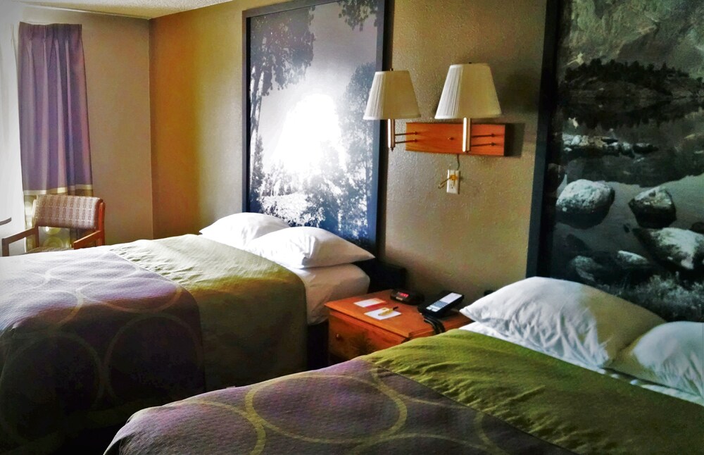 Super 8 by Wyndham Sheridan - photo 7