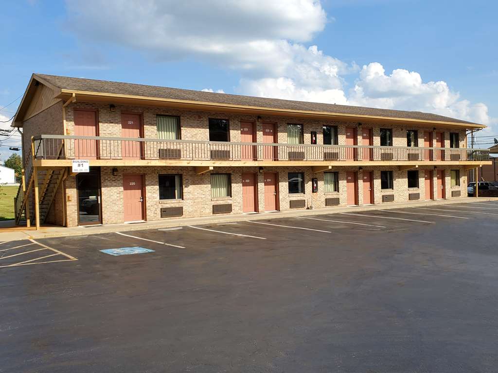 Americas Best Value Inn & Suites St. Marys - photo 6