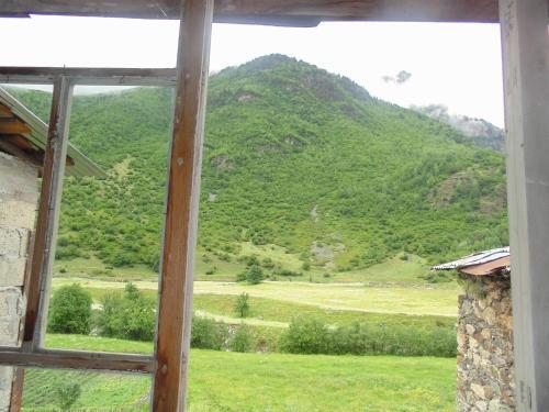 Jimsher Naveriani Guesthouse