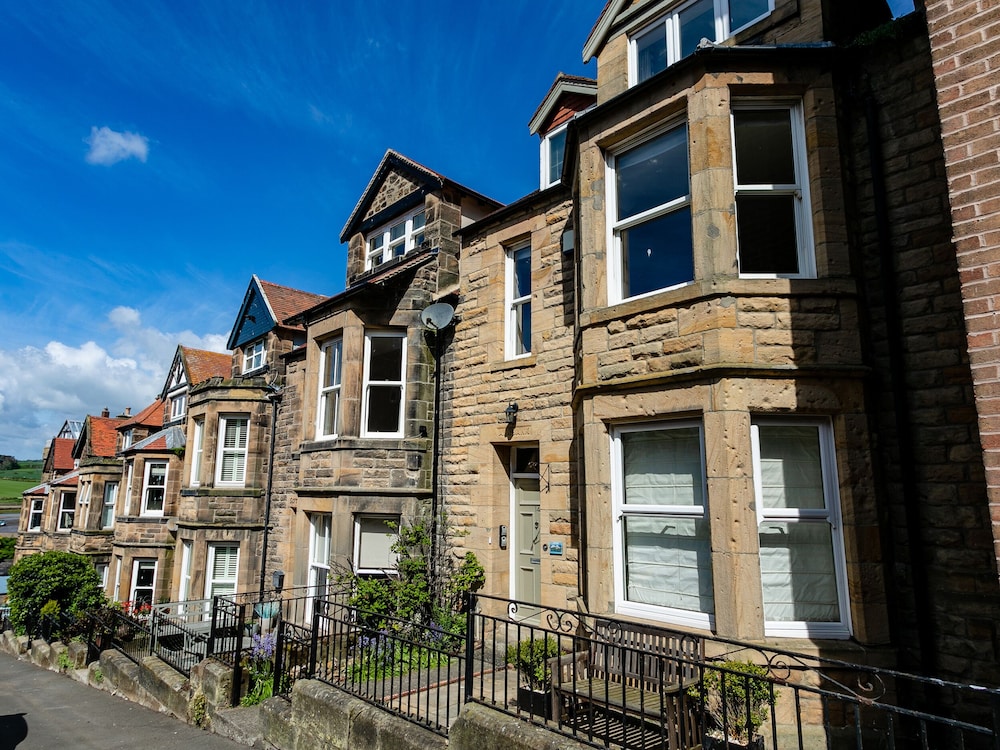 Upper Alnbank — 4-Star Luxury Hotel in Alnmouth, United Kingdom