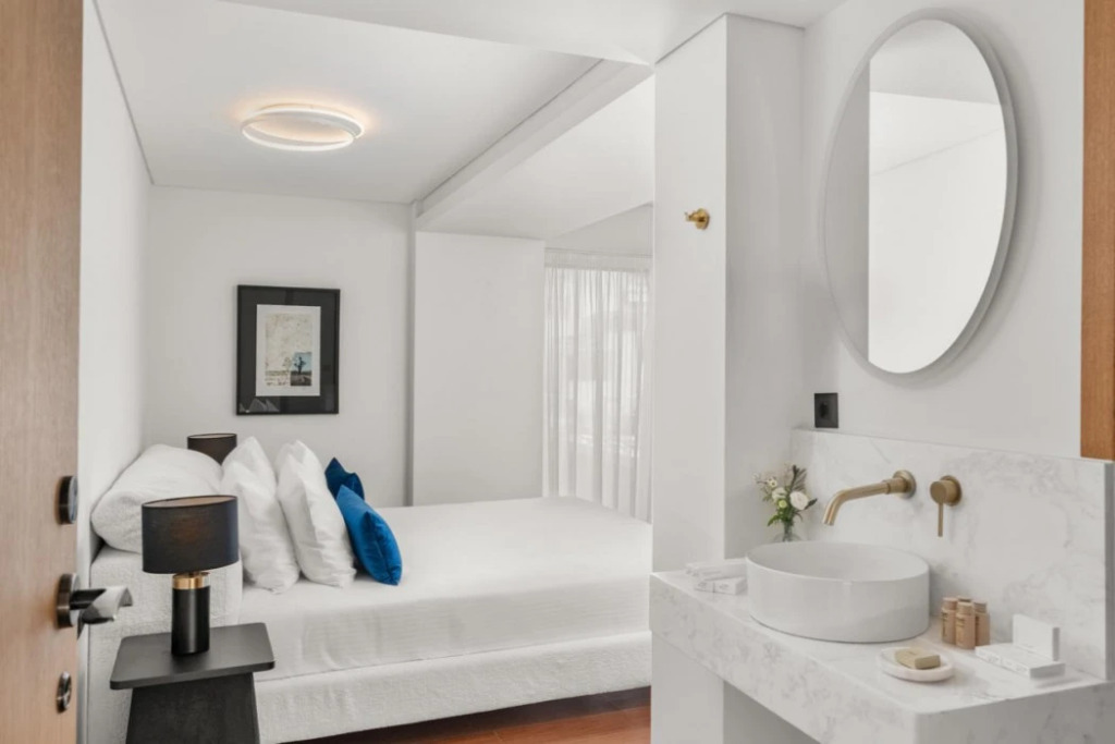 Athenaeum Palace Luxury Suites