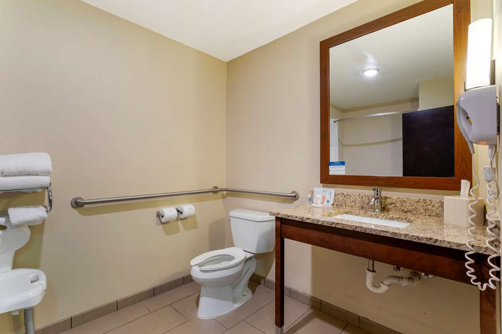 Comfort Suites Kingsport South - photo 9