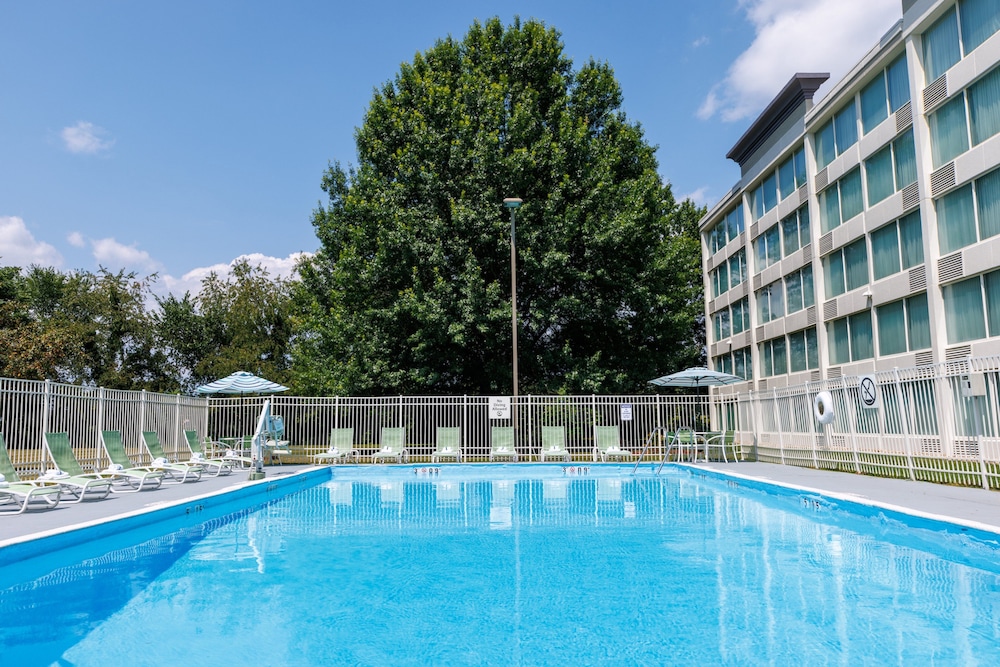 Holiday Inn Weirton Steubenville Area by IHG - photo 30