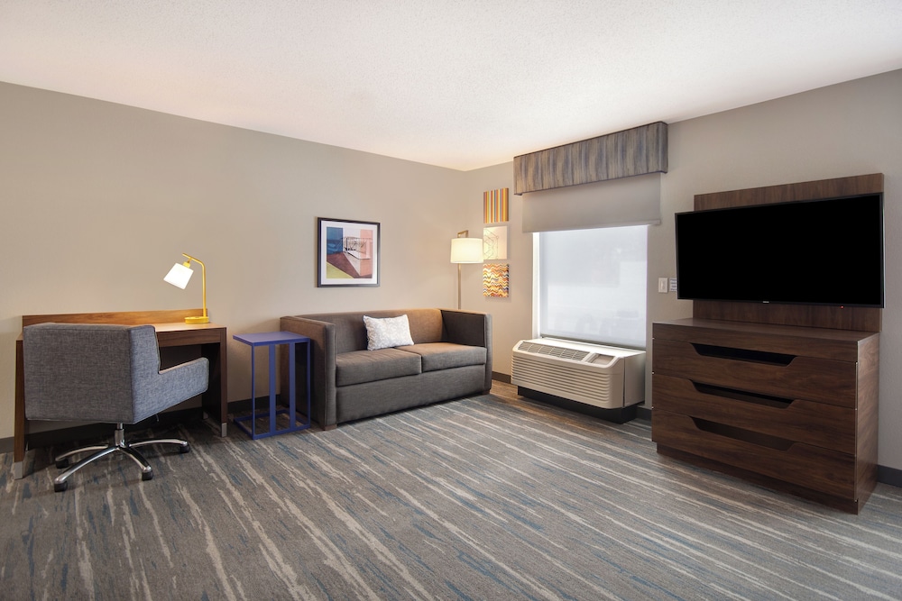 Hampton Inn & Suites Dayton Vandalia - photo 57