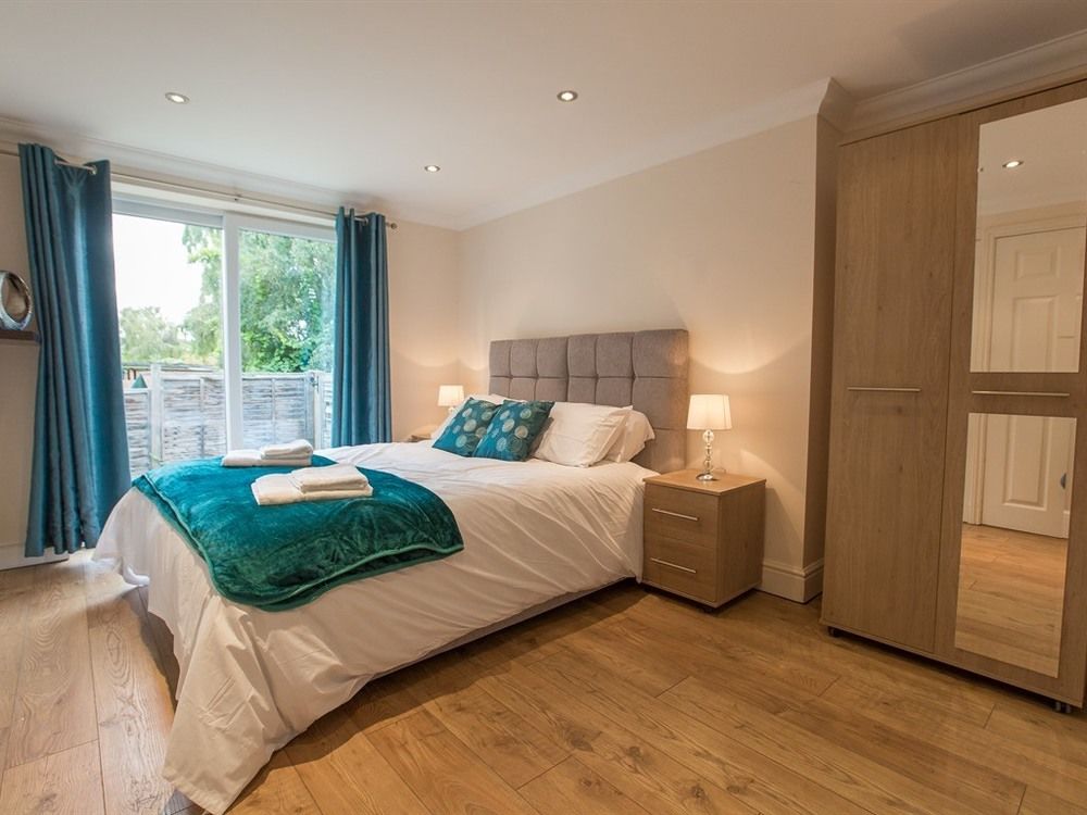 Moulsham Executive Apartment 8300121 — Chelmsford