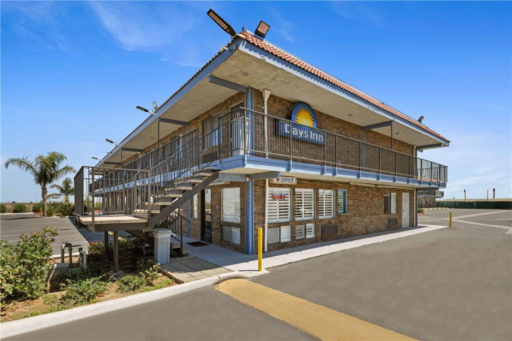 Days Inn by Wyndham Lost Hills pet-friendly hotel Lost Hills