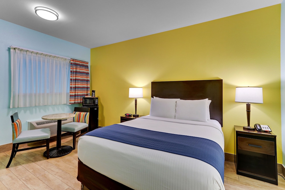 The Island Hotel Near Beach Port Aransas - photo 6