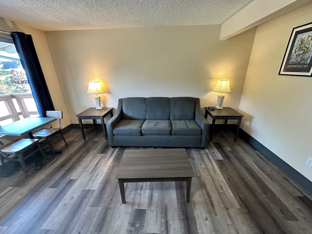 Inn at the Sea - photo 24