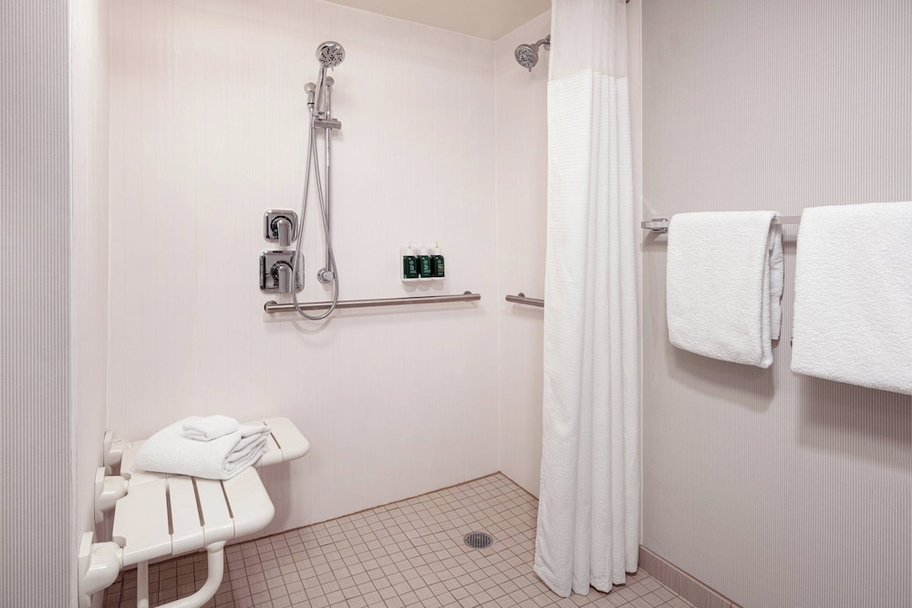 Courtyard by Marriott San Jose Cupertino - photo 16