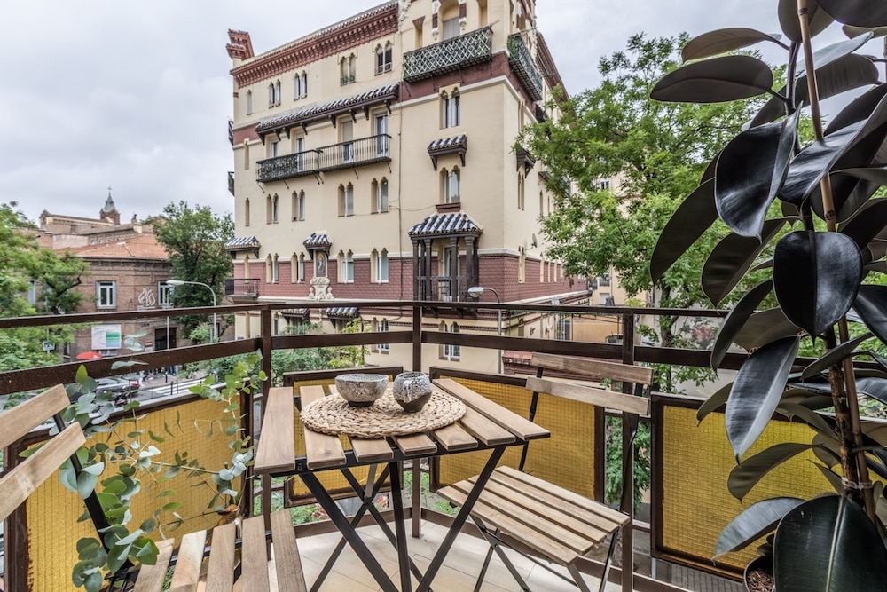 Giorgio 1 Bedroom in Almagro hotel Trafalgar Madrid