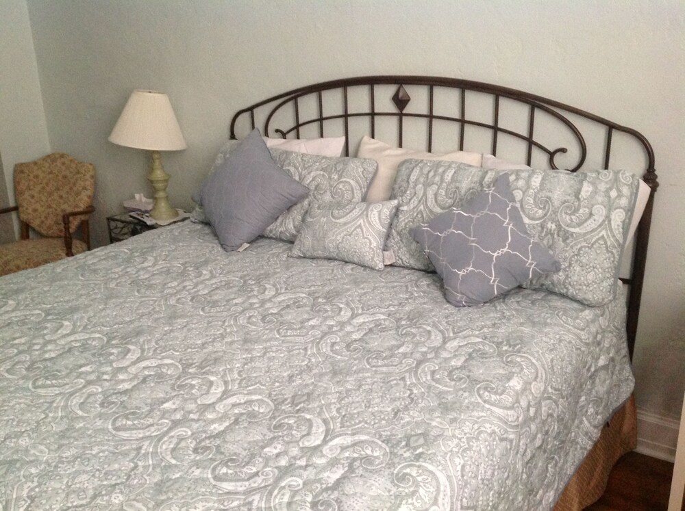 La Plaza Inn - photo 24