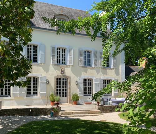 La Meffrais 1741 — 4-Star Luxury Hotel in Saint-Samson-Sur-Rance, France