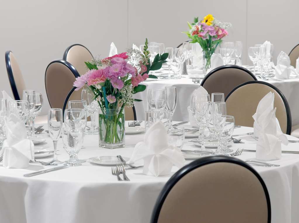 Washington Plaza Hotel - photo 40
