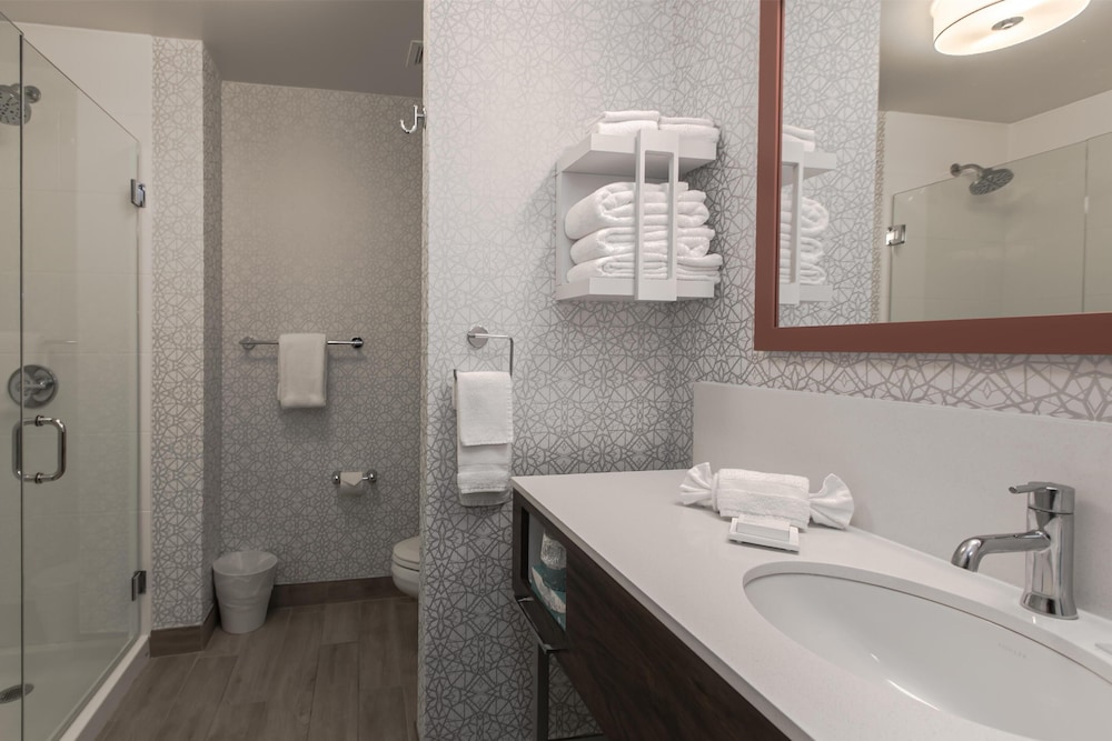 Hampton Inn & Suites Wilder - photo 27