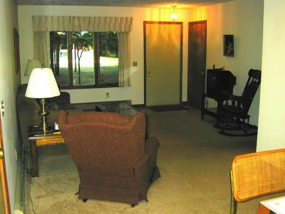 Woodland Motor Lodge - photo 56