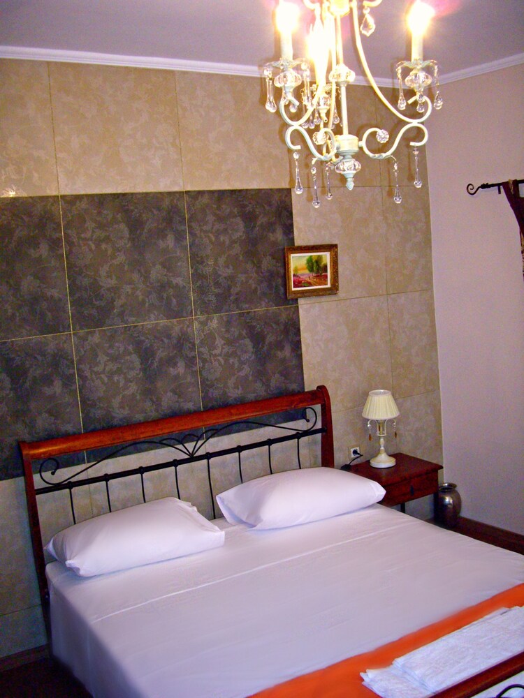 Room Honeymoon — Chania — photo 4