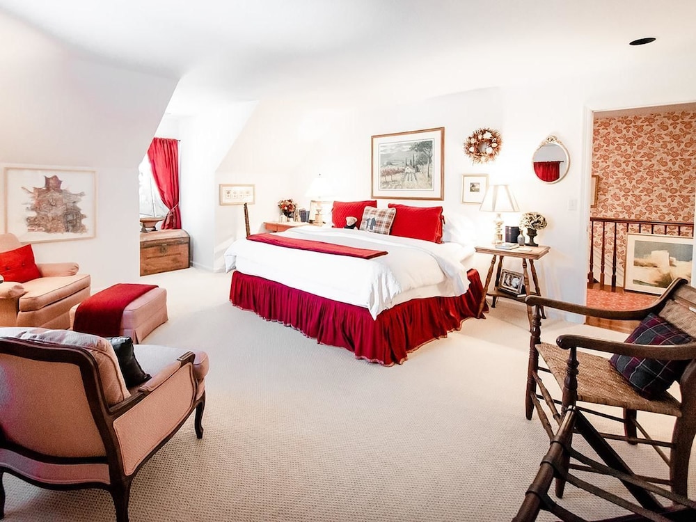 The Welsh Hills Inn - photo 31