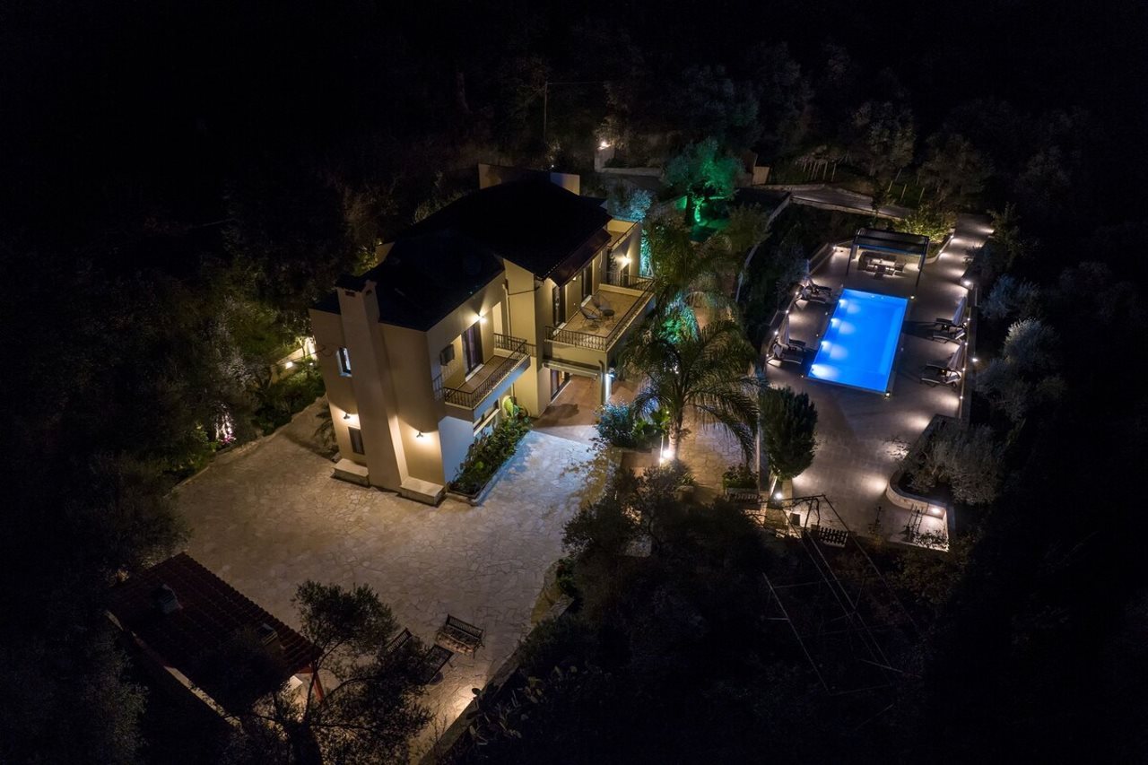 Serenity River Villa — 5-Star Luxury Hotel in Palaiochora, Greece