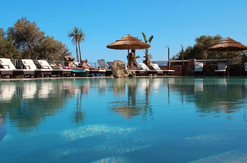 I Ginepri Hotel - carbon neutral hotel in Dorgali