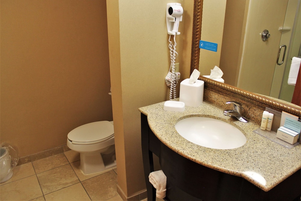 Hampton Inn Americus - photo 24