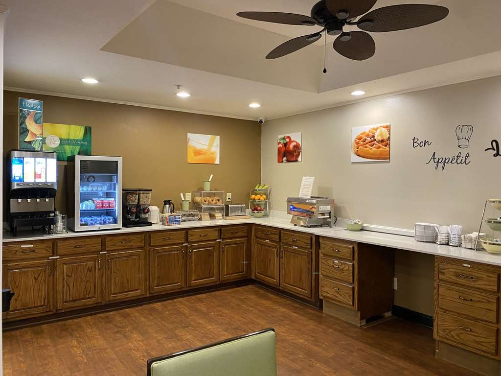 Quality Inn Palm Bay Melbourne I 95 - photo 28