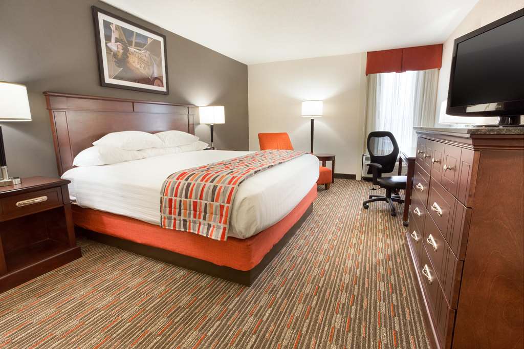 Drury Inn & Suites St. Louis Airport - photo 15