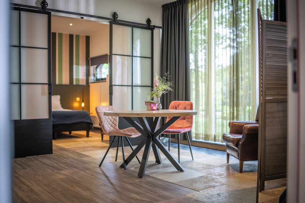 Hotel Herberg De Lindehoeve — Venlo