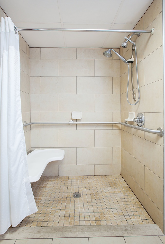 Holiday Inn Exp Winston Salem by IHG - photo 16