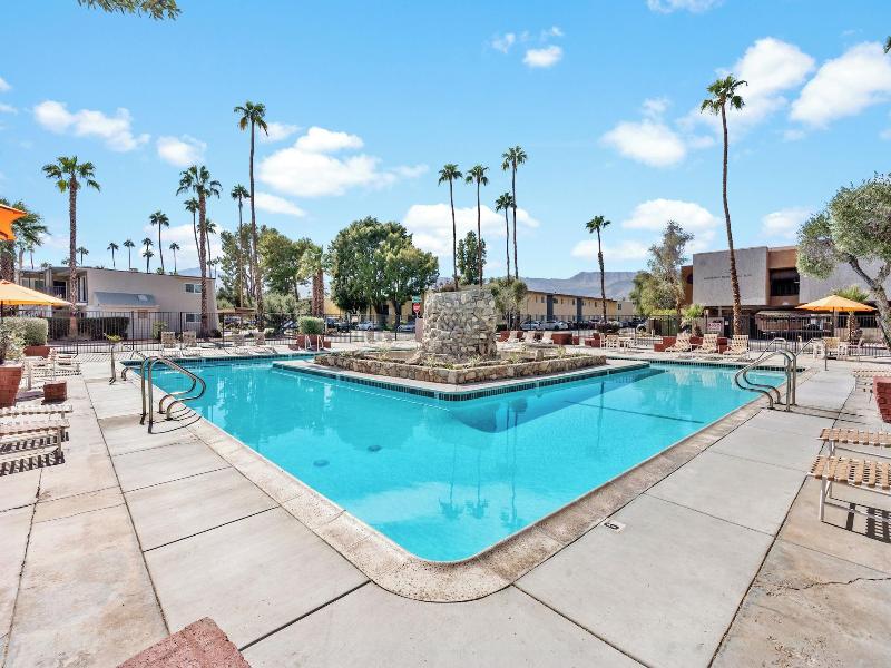 Palms At El Camino - photo 33
