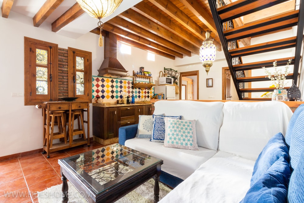 Casa Maria La Conejera 12967604 — Niguelas