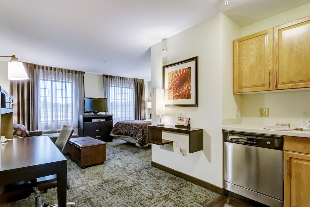 Staybridge Suites O'Fallon Chesterfield by IHG - photo 28