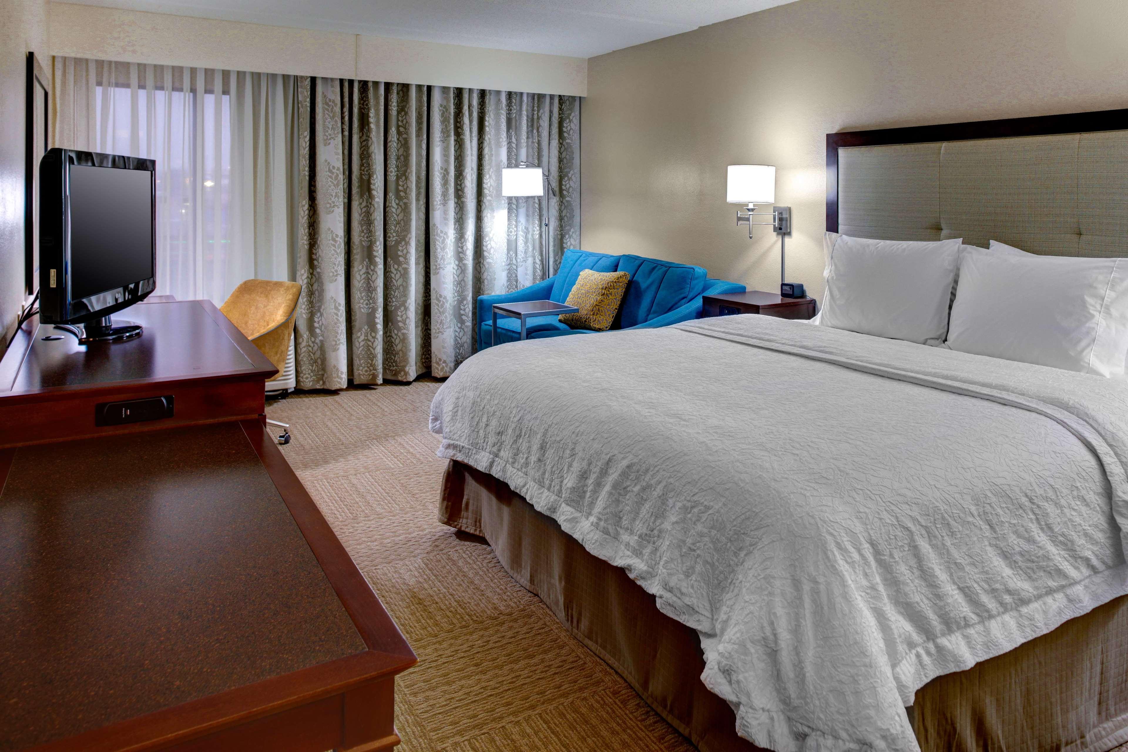 Hampton Inn & Suites Fultondale Birmingham I 65 AL - photo 17