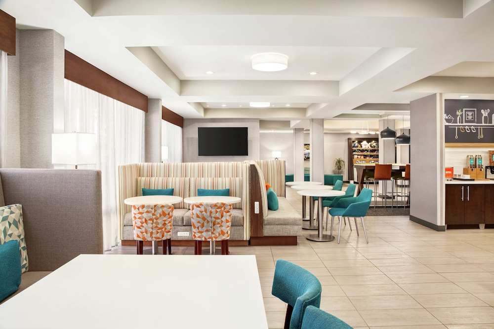 Hampton Inn Paris - photo 26