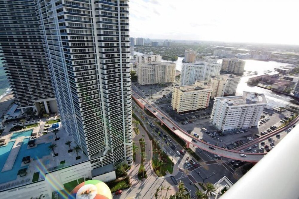 Oceanfront & Bay View 2 Bed 2 Bath @ Hyde Beach Resort - photo 65