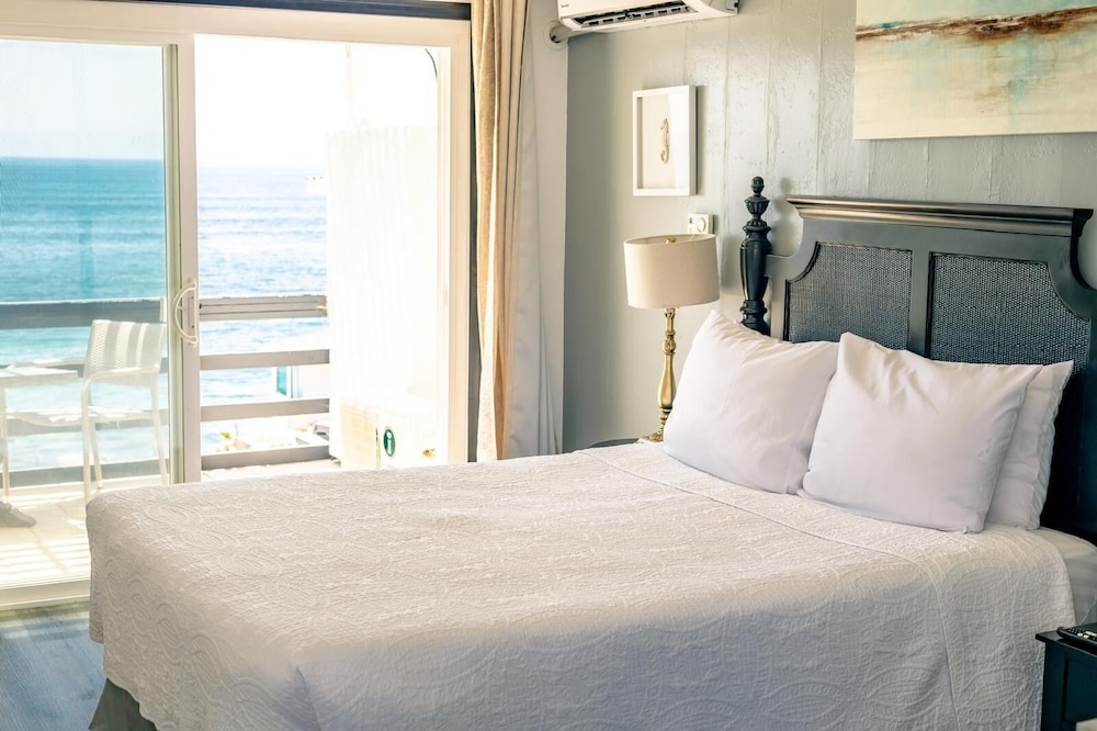 Laguna Cove Hotel - photo 50