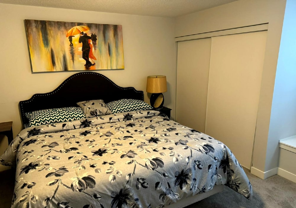 Tranquil Abode in Ottawa, Canada